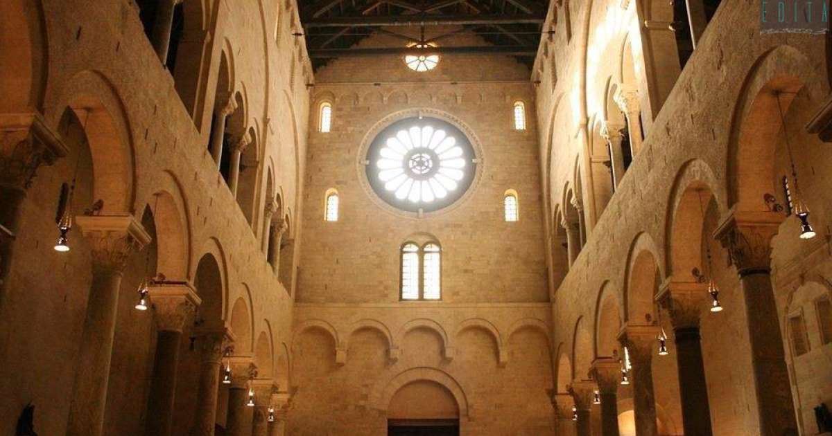 I mille volti della Cattedrale di Bari, le cui mura raccontano la storia della citt�